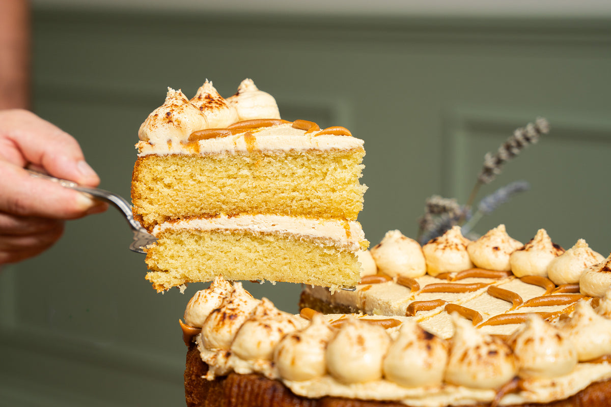 Caramelised Biscuit & Cinnamon cake